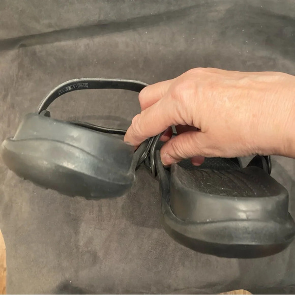 CROCS  Sz 11 Cleo 2 Straps Comfort Slip On Sandals - Picture 7 of 11